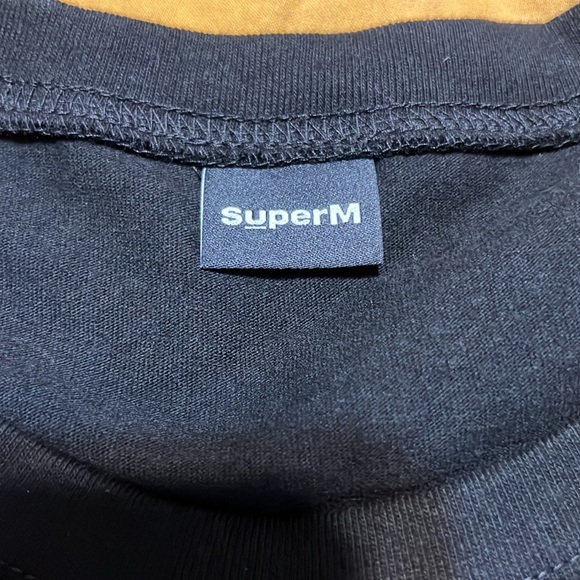 New K-Pop SuperM T-Shirt Concert We Are The Future Size 2XL - Picture 2 of 4